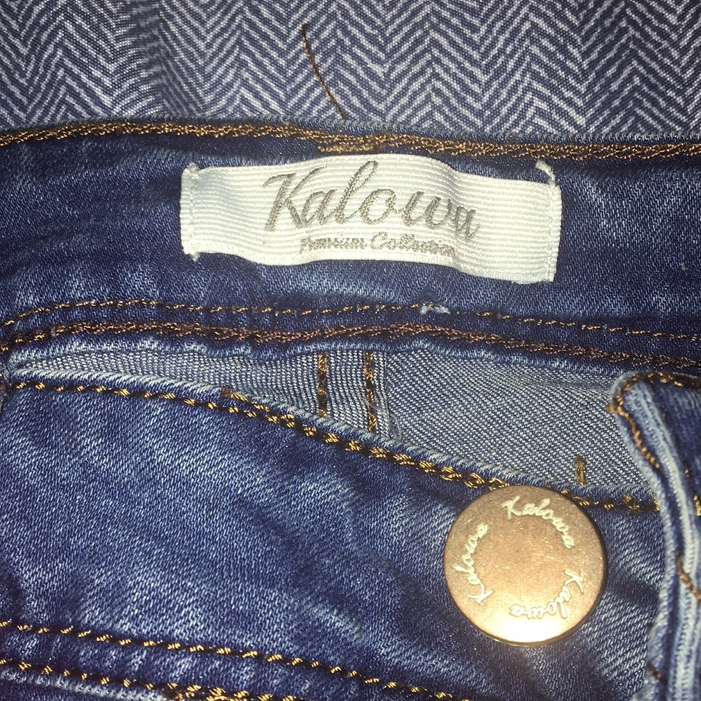 Bluejeans - Picture 2 of 8
